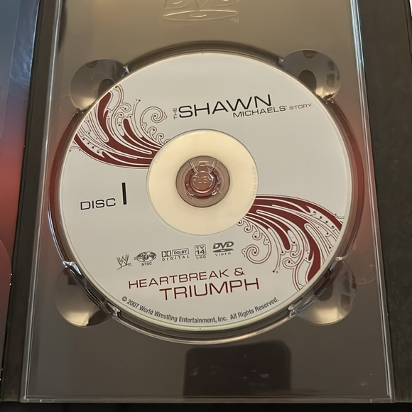 WWE The Shawn Michaels Story Heartbreak & Triumph 3 Disc DVD Set. Preowned - Picture 3 of 5